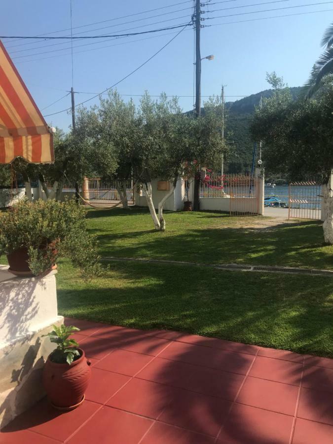 Studios Corali Porto Koufo Exteriör bild